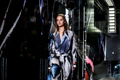 Look 28